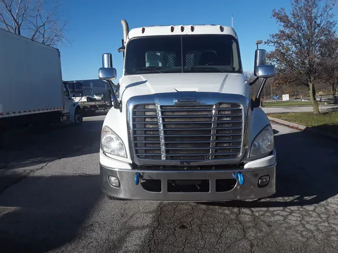 2017 FREIGHTLINER/MERCEDES CASCADIA 125