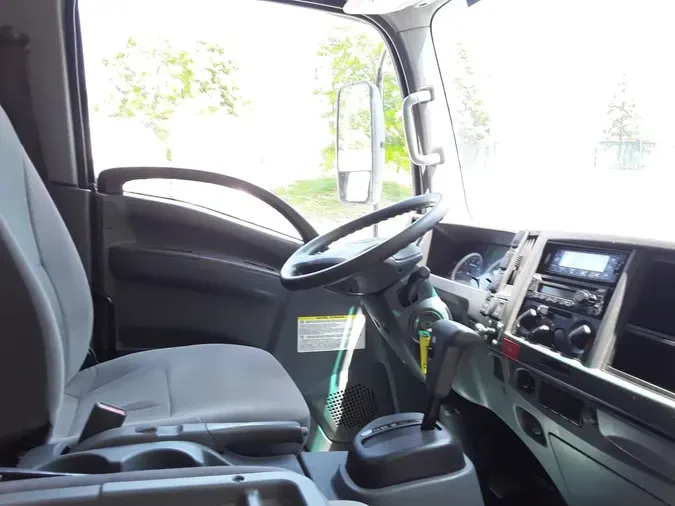 2019 ISUZU NPR