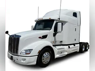 2022 Peterbilt 579