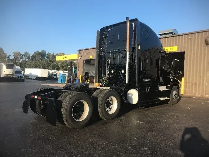 2019 Freightliner T12664ST