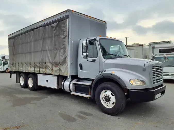 2015 FREIGHTLINER M2 112