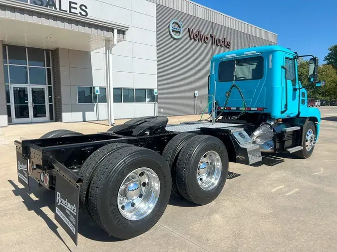 2020 MACK AN64T