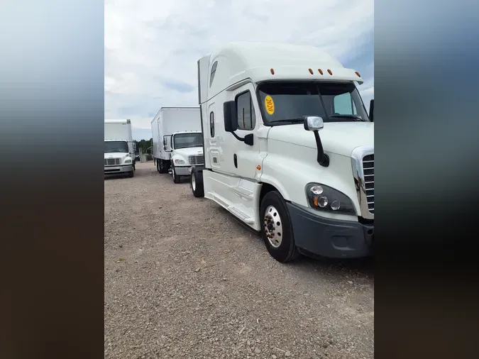 2020 FREIGHTLINER CASCADIA 125
