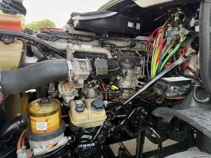 2015 Freightliner Cascadia