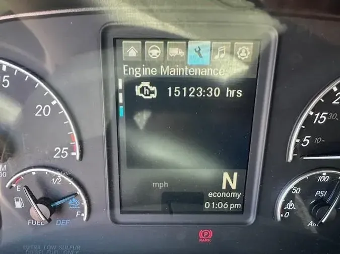 2021 Freightliner Cascadia