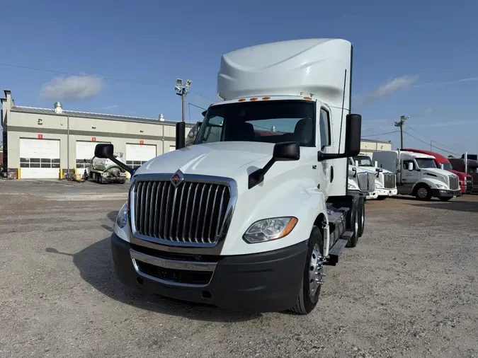 2020 International LT625