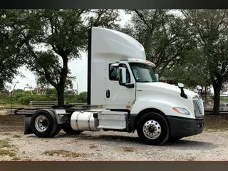 2022 INT LT625 4x2
