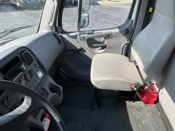 2018 Freightliner M2