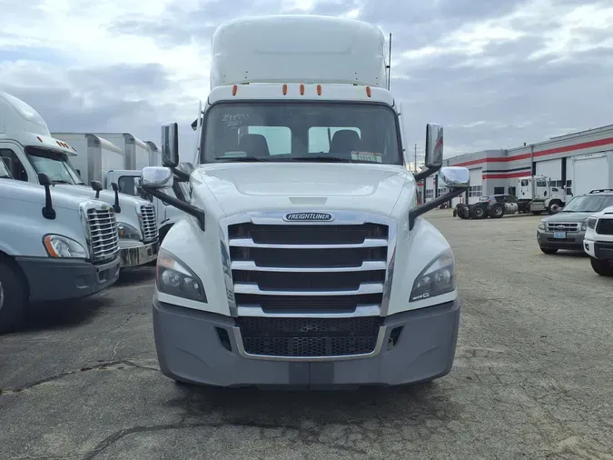 2021 FREIGHTLINER/MERCEDES NEW CASCADIA PX12664