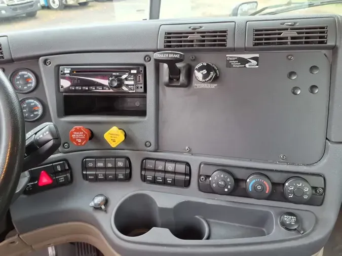 2018 FREIGHTLINER/MERCEDES CASCADIA 11313f46ceb150b03217ee4a6e82560792f