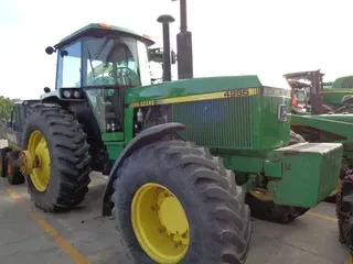 1990 John Deere 4955