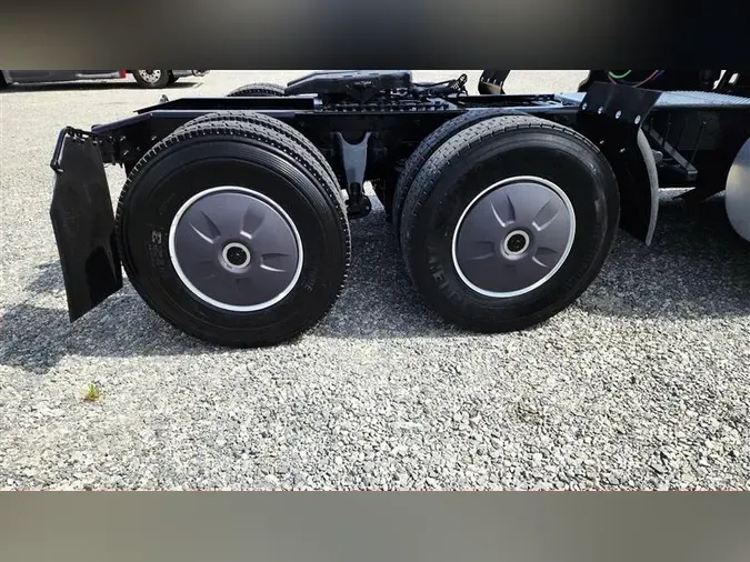 2022 INTERNATIONAL LT625