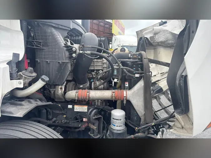 2021 Freightliner Cascadia 12613ffa8e41fa3b6c54e979085371ff667