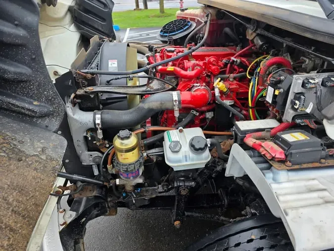 2018 FREIGHTLINER/MERCEDES M2 106140107049d8d19f43971bf4a7f0293d2