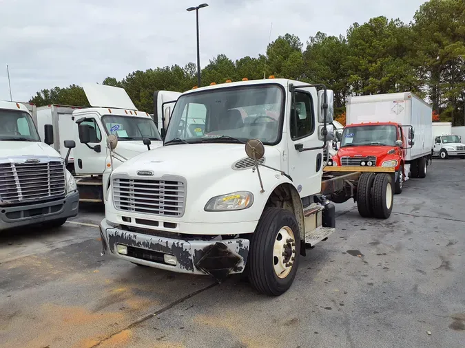 2016 FREIGHTLINER/MERCEDES M2 106