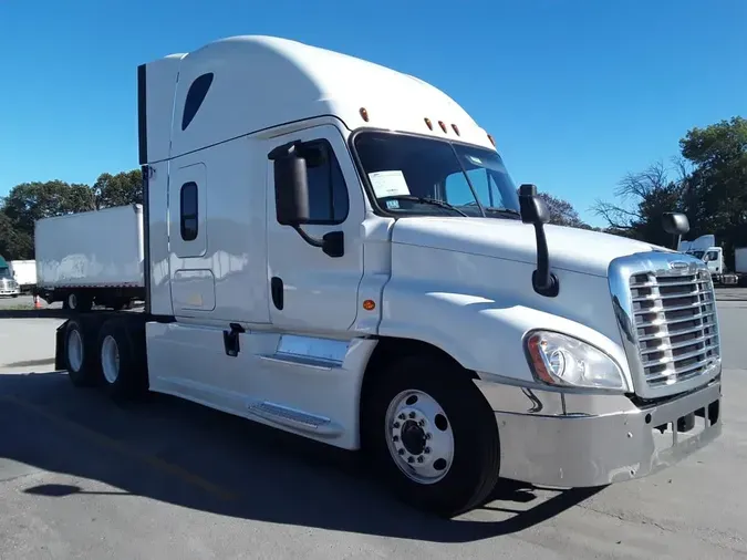 2020 FREIGHTLINER/MERCEDES CASCADIA 125