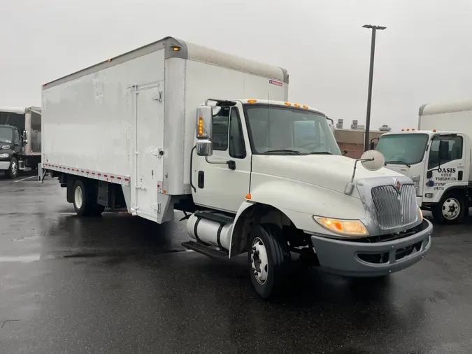 2018 NAVISTAR INTERNATIONAL 4300M7/LP (4X2)