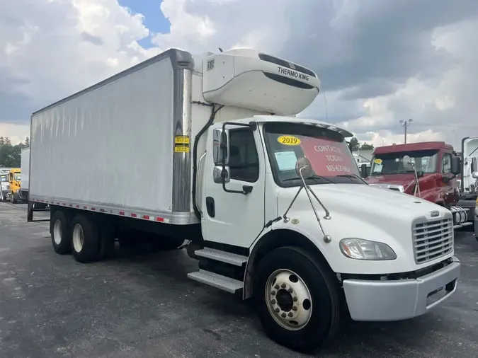 2019 FREIGHTLINER M2 106