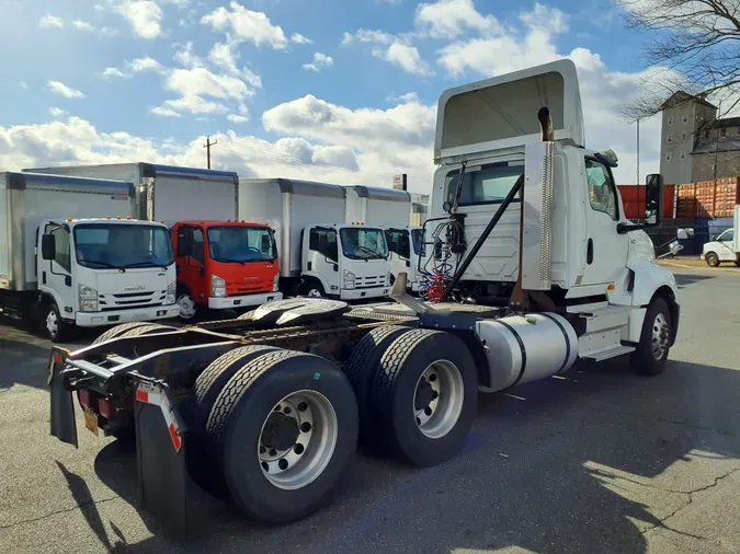 2018 NAVISTAR INTERNATIONAL LT625 DAYCAB T/A