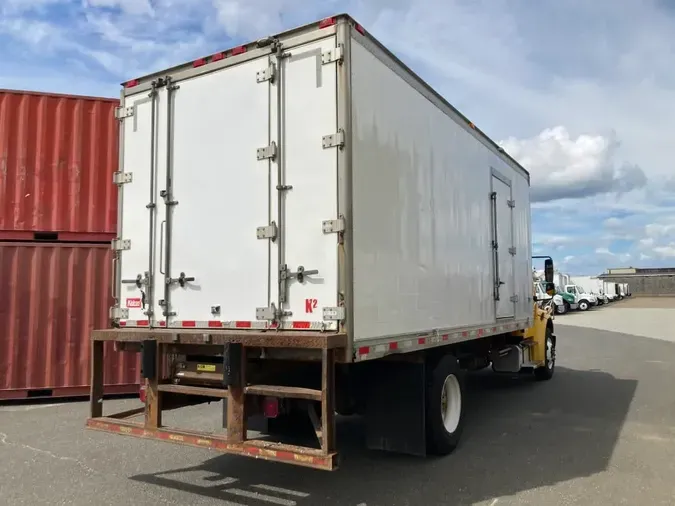 2021 FREIGHTLINER/MERCEDES M2 106
