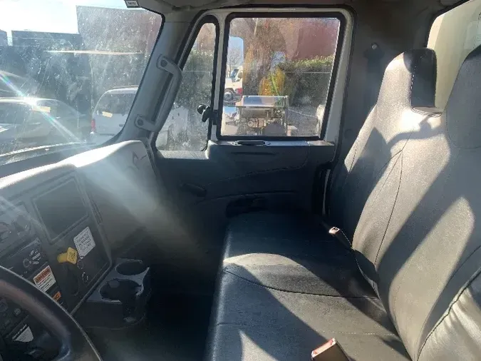 2019 International 4300