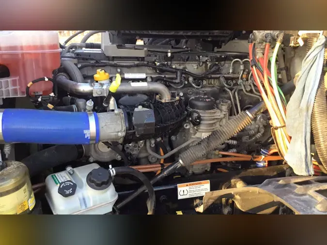 2022 Freightliner Cascadia 126