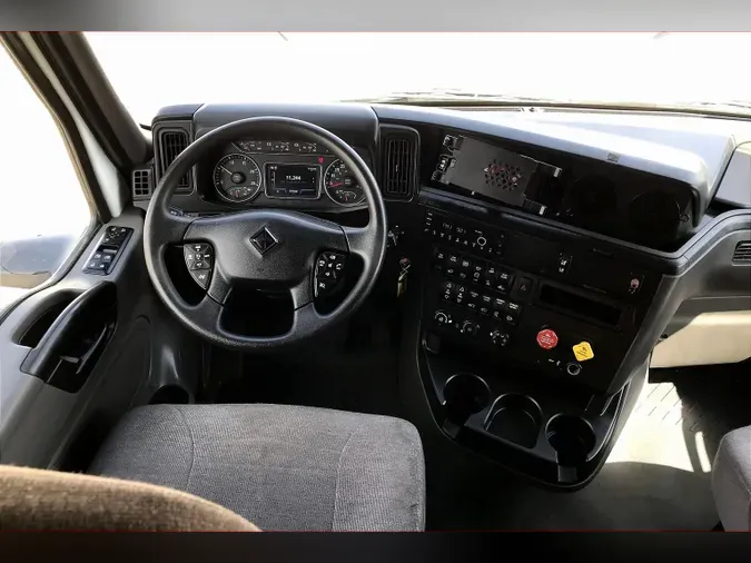 2022 INT LT625 6x4