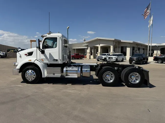 2021 Peterbilt 567