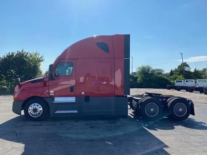 2022 Freightliner Cascadia