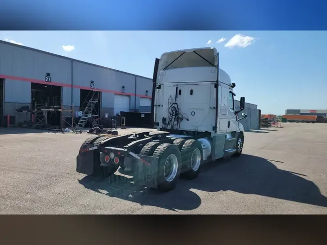 2020 Freightliner Cascadia
