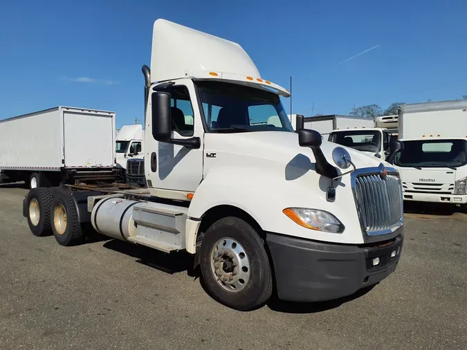 2018 NAVISTAR INTERNATIONAL LT625 DAYCAB T/A