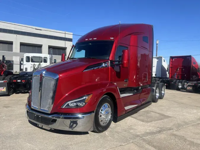 2024 Kenworth T680