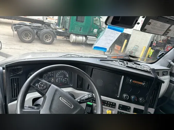 2021 Freightliner Cascadia
