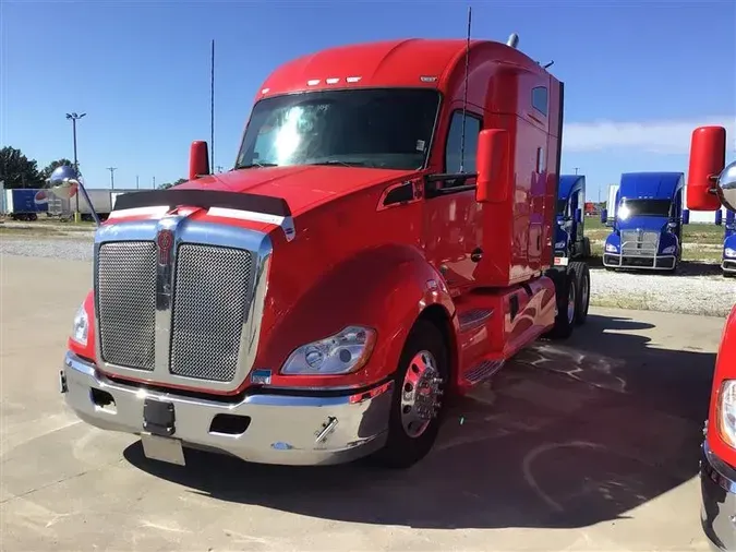 2021 KENWORTH T68014229d25c47f8b3bc8f5ff5ba9e06407
