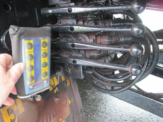 2018 INTERNATIONAL 7600 6X4