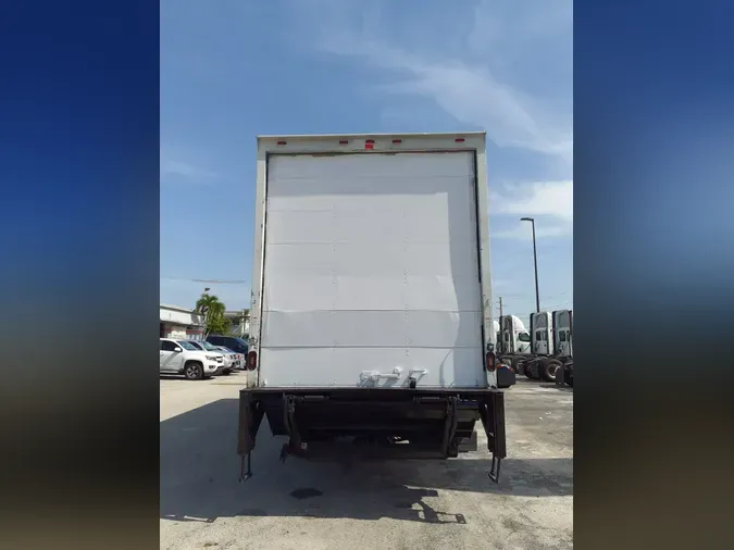 2020 FREIGHTLINER M2 106