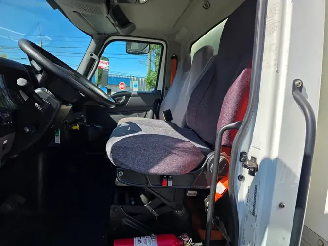 2019 NAVISTAR INTERNATIONAL MV607 (4X2)