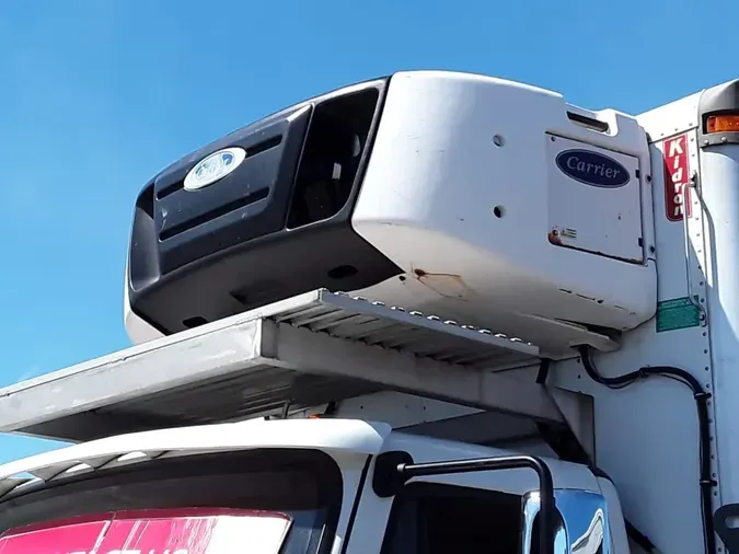 2017 FREIGHTLINER/MERCEDES M2 106