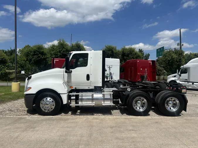 2020 International LT625