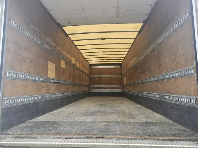 2019 FREIGHTLINER M2 106