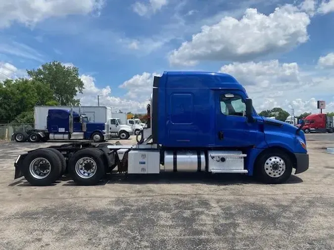 2020 Freightliner Cascadia