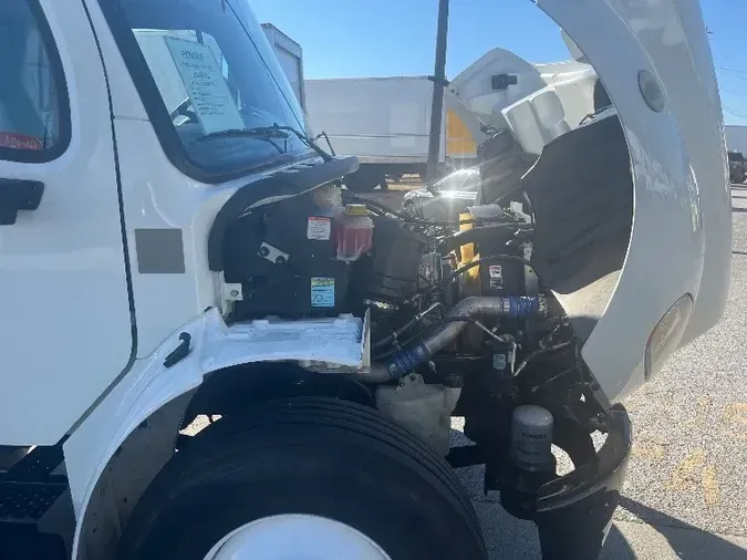 2020 Freightliner M2