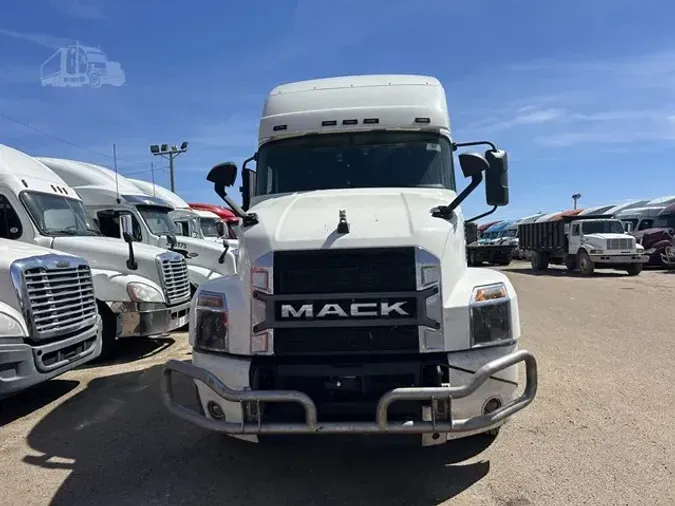 2020 MACK ANTHEM 64T