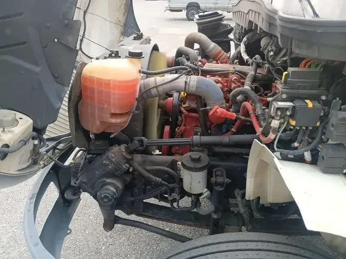 2019 NAVISTAR INTERNATIONAL 4300