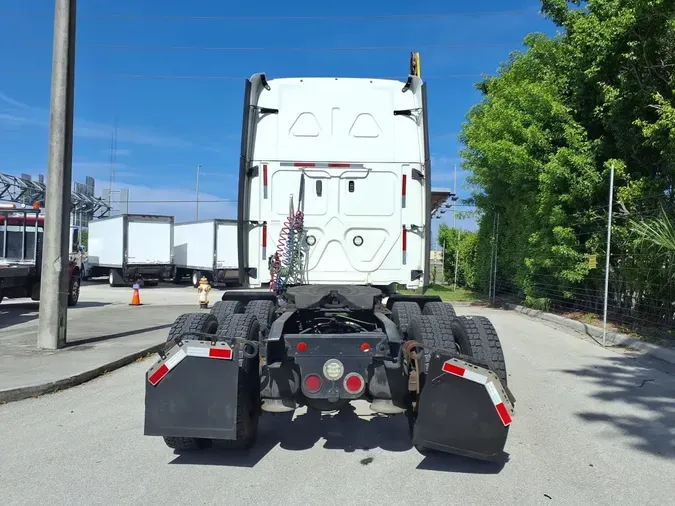 2019 FREIGHTLINER/MERCEDES CASCADIA 125