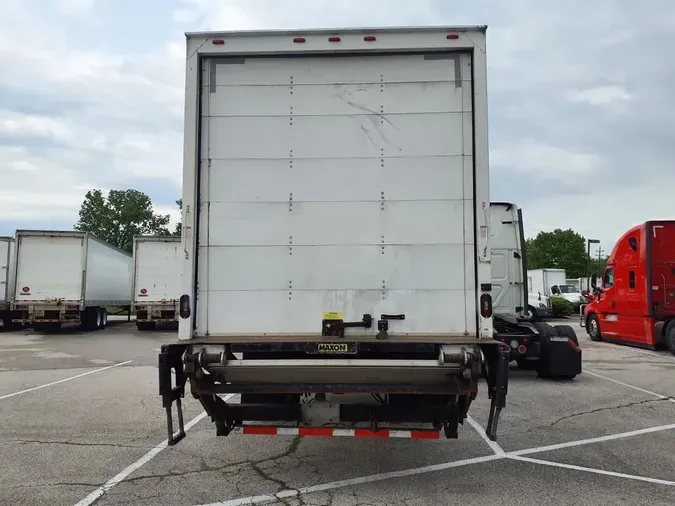 2017 FREIGHTLINER M2 106