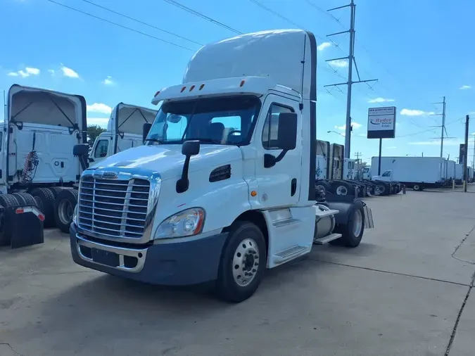 2019 FREIGHTLINER/MERCEDES CASCADIA 11314459fde607fd11adea37228481e9ffa