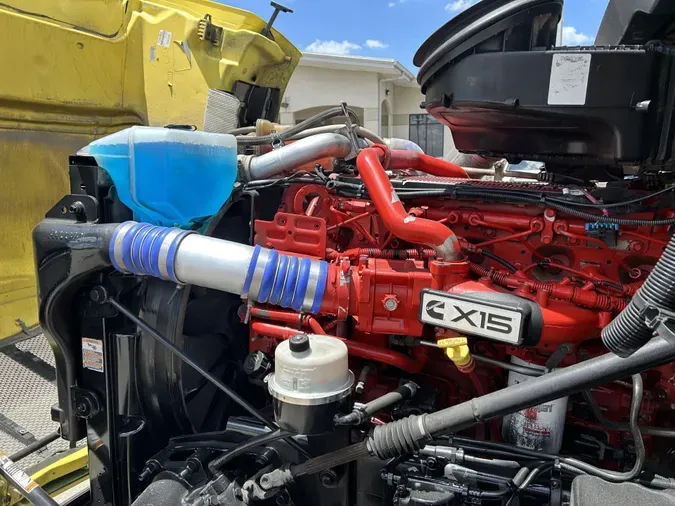 2021 Peterbilt 579