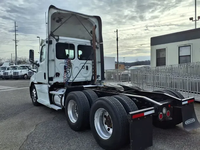2020 FREIGHTLINER/MERCEDES NEW CASCADIA PX12664