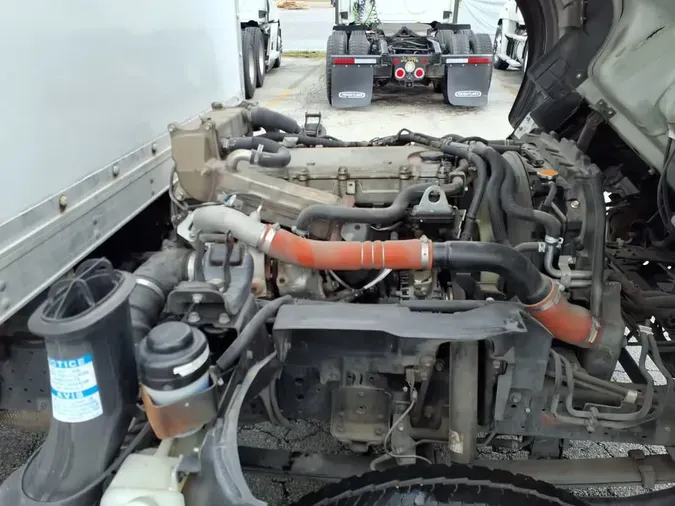 2018 ISUZU NPR HD